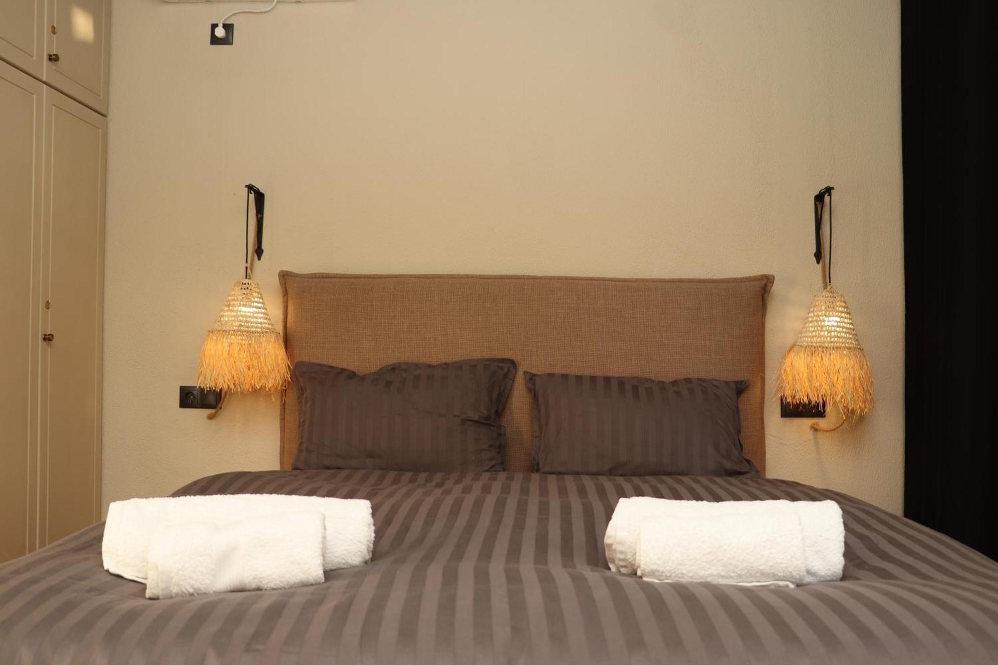 Seaview Apartment - Poros Relaxing Beachfront Flat Poros Town Екстериор снимка